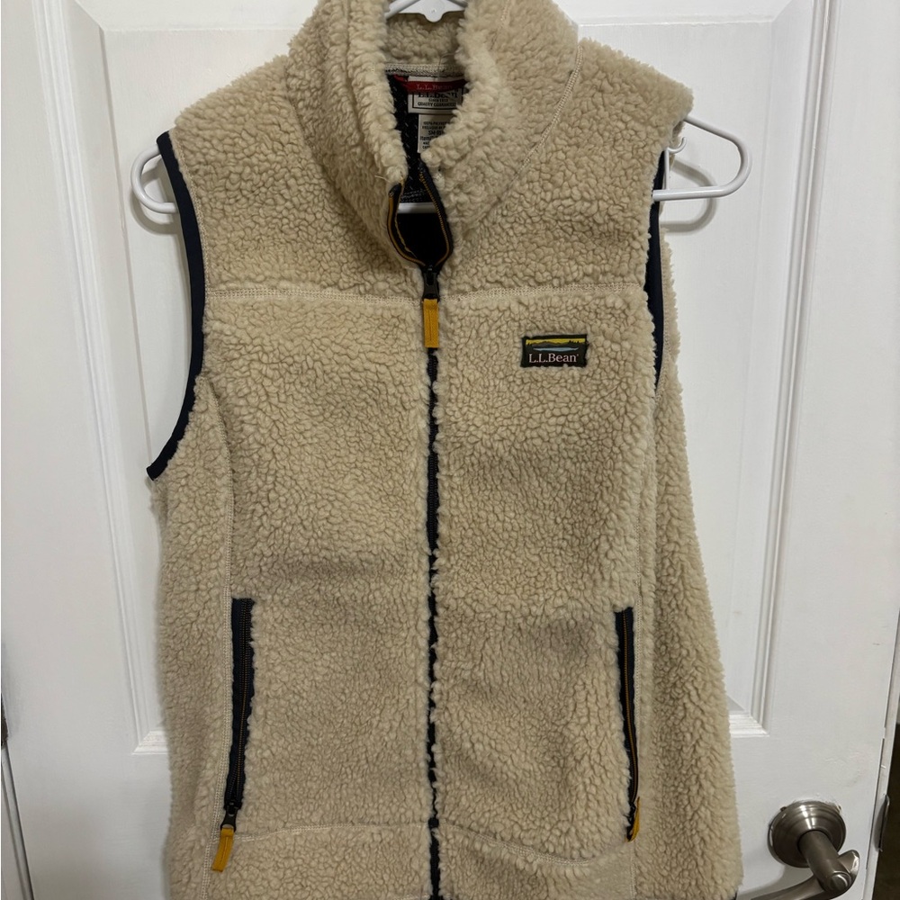 L.L. Bean Cream Sherpa Fleece Vest